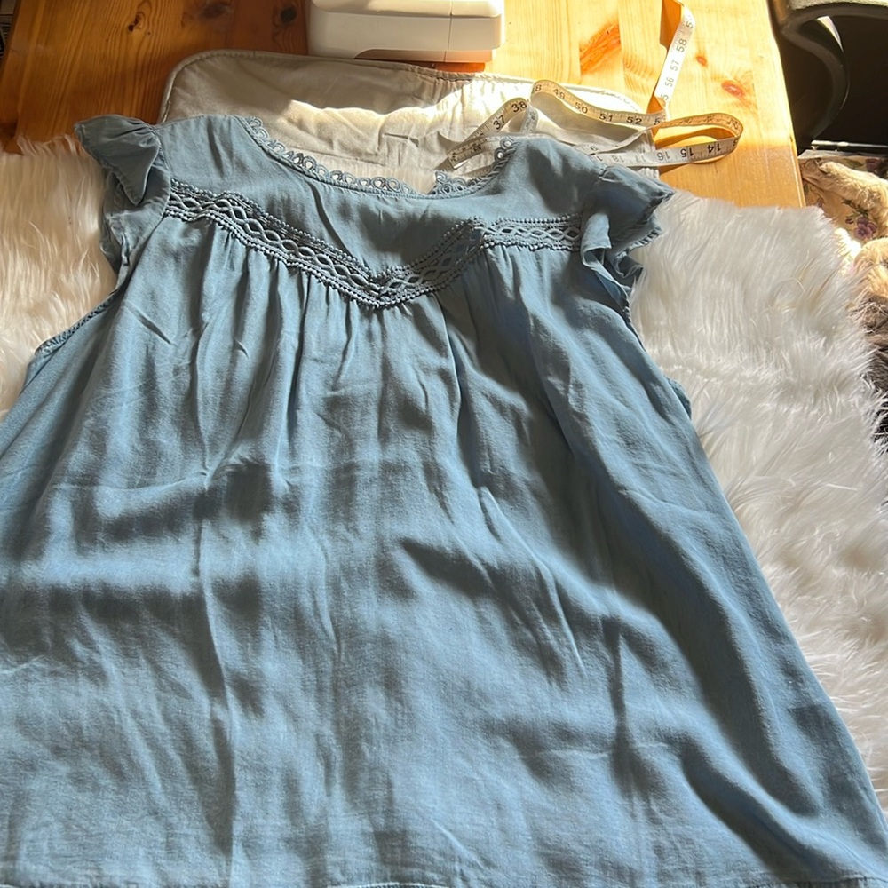 Flowy denim like blouse